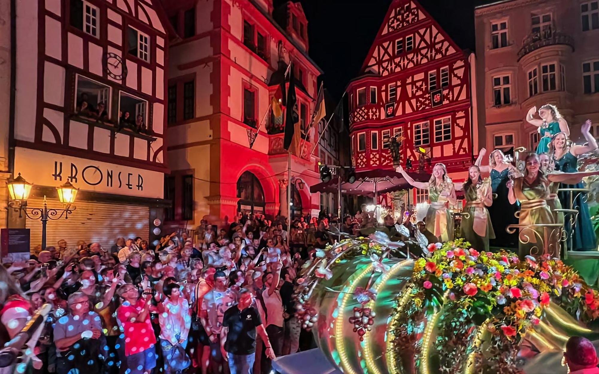 Ferienhaus-Am-Alten-Stadttor Ediger-Eller Bagian luar foto